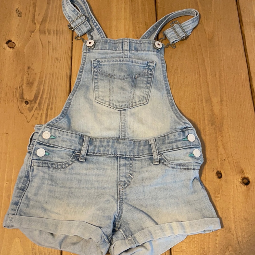 Girls Abercrombie overall shorts